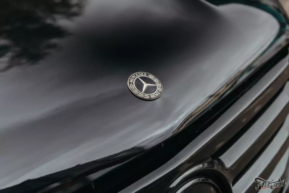Окрас деталей Mercedes GLS после некачественных работ, оклейка полиуретаном, окрас дисков и суппортов, антихром, комплекс детейлинг-услуг
